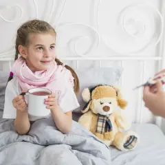 Jaki probiotyk przy antybiotyku dla dziecka – jak chronić jelita malucha