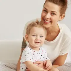 Jakie mleko po karmieniu piersią wybrać? Porównanie i najlepsze alternatywy dla dziecka