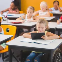 Czym jest klasa integracyjna? Cele, korzyści i zasady funkcjonowania w szkole