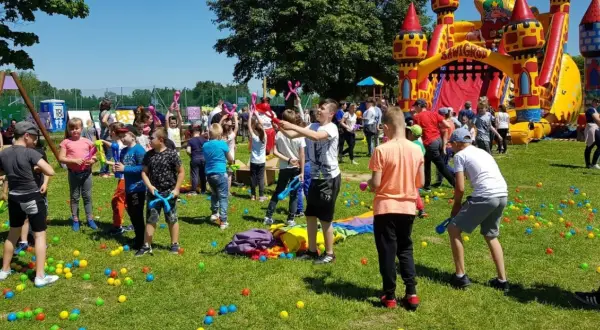 Najlepsze konkursy dla dzieci i rodziców na festynie – jak wygrać i dobrze się bawić